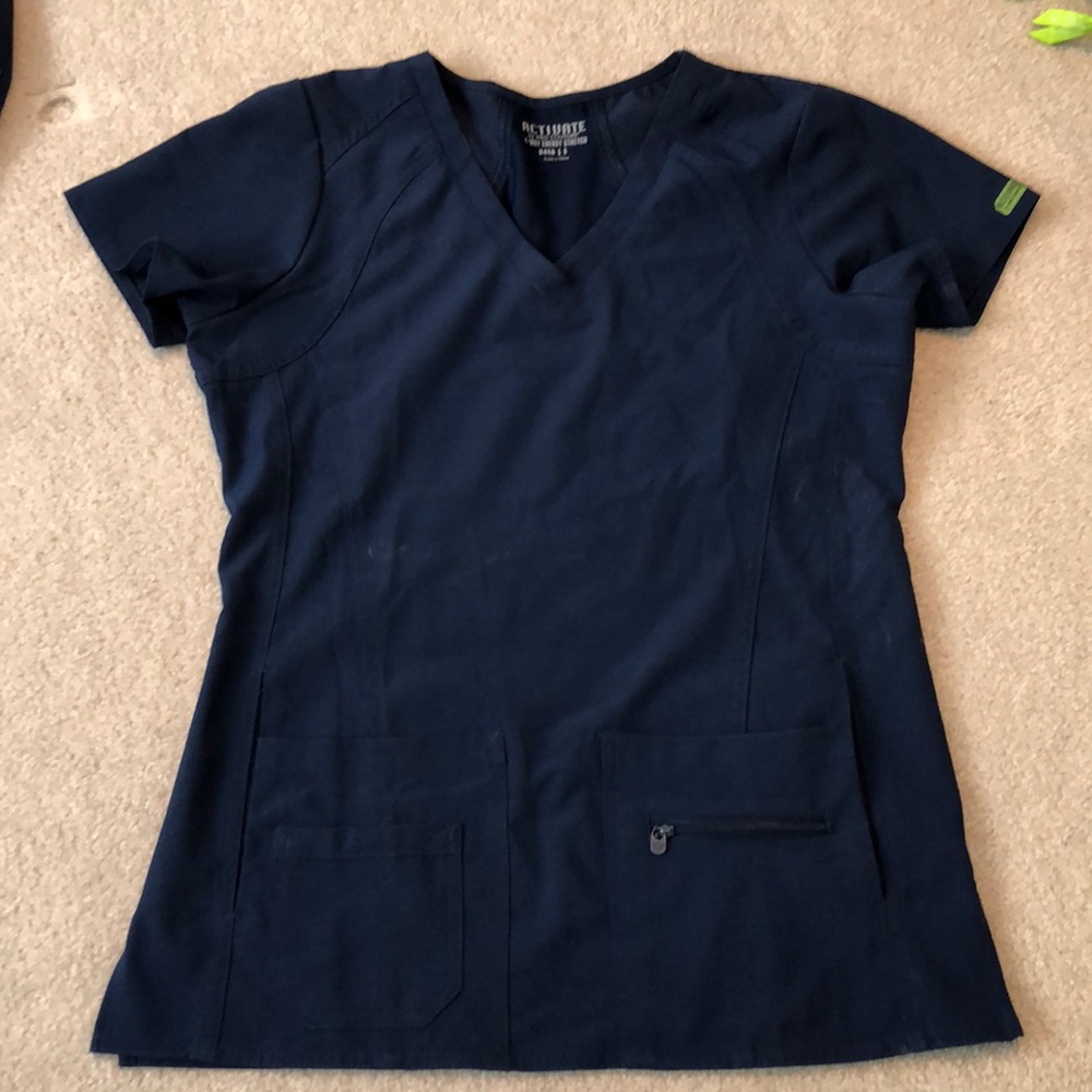 Scrub top